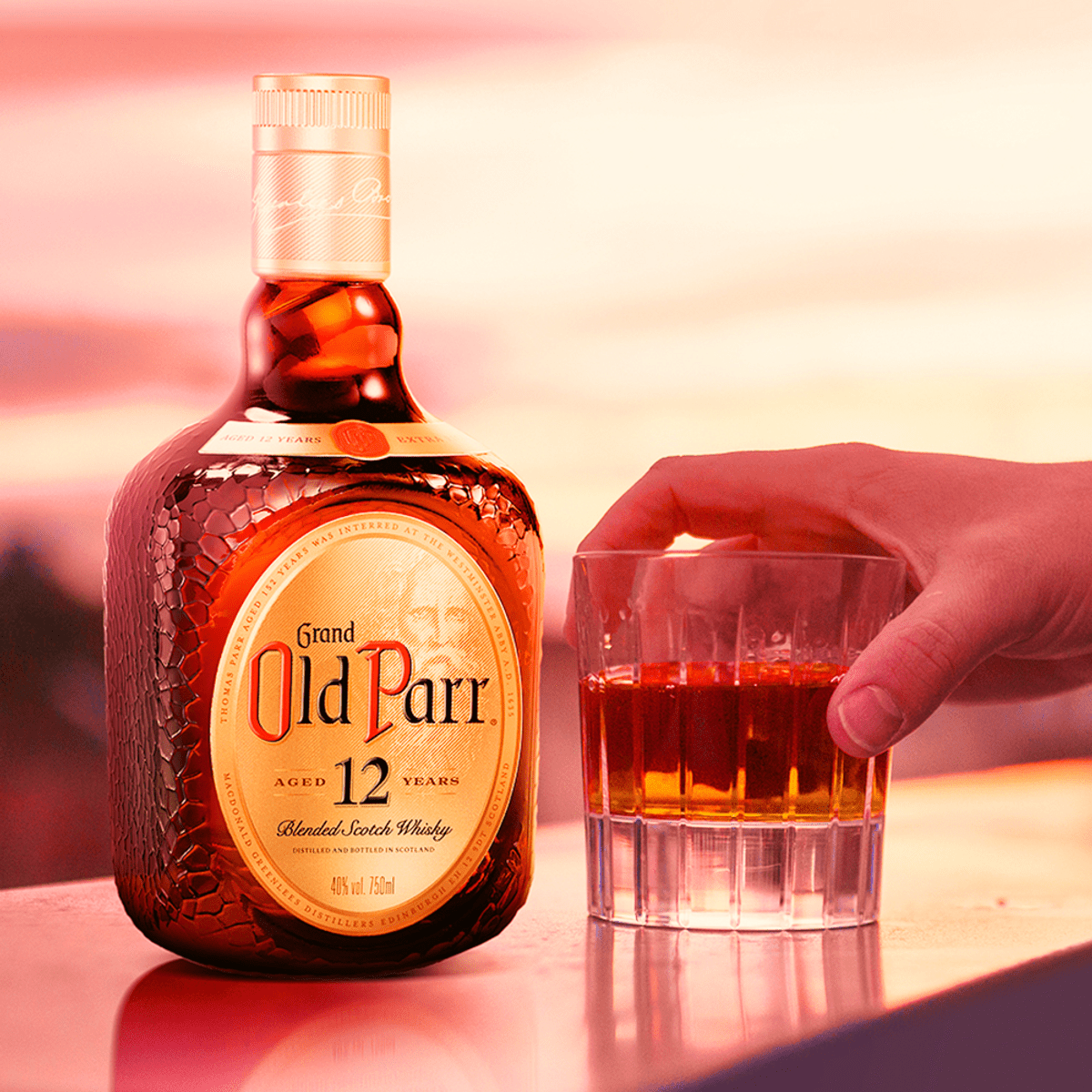 Whisky Old Parr 750ML + JW Gold Label 750ML